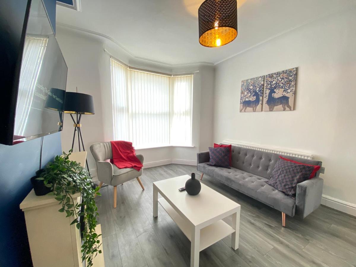 3 Bed Anfield House Close To Lfc Villa Ливърпул Екстериор снимка