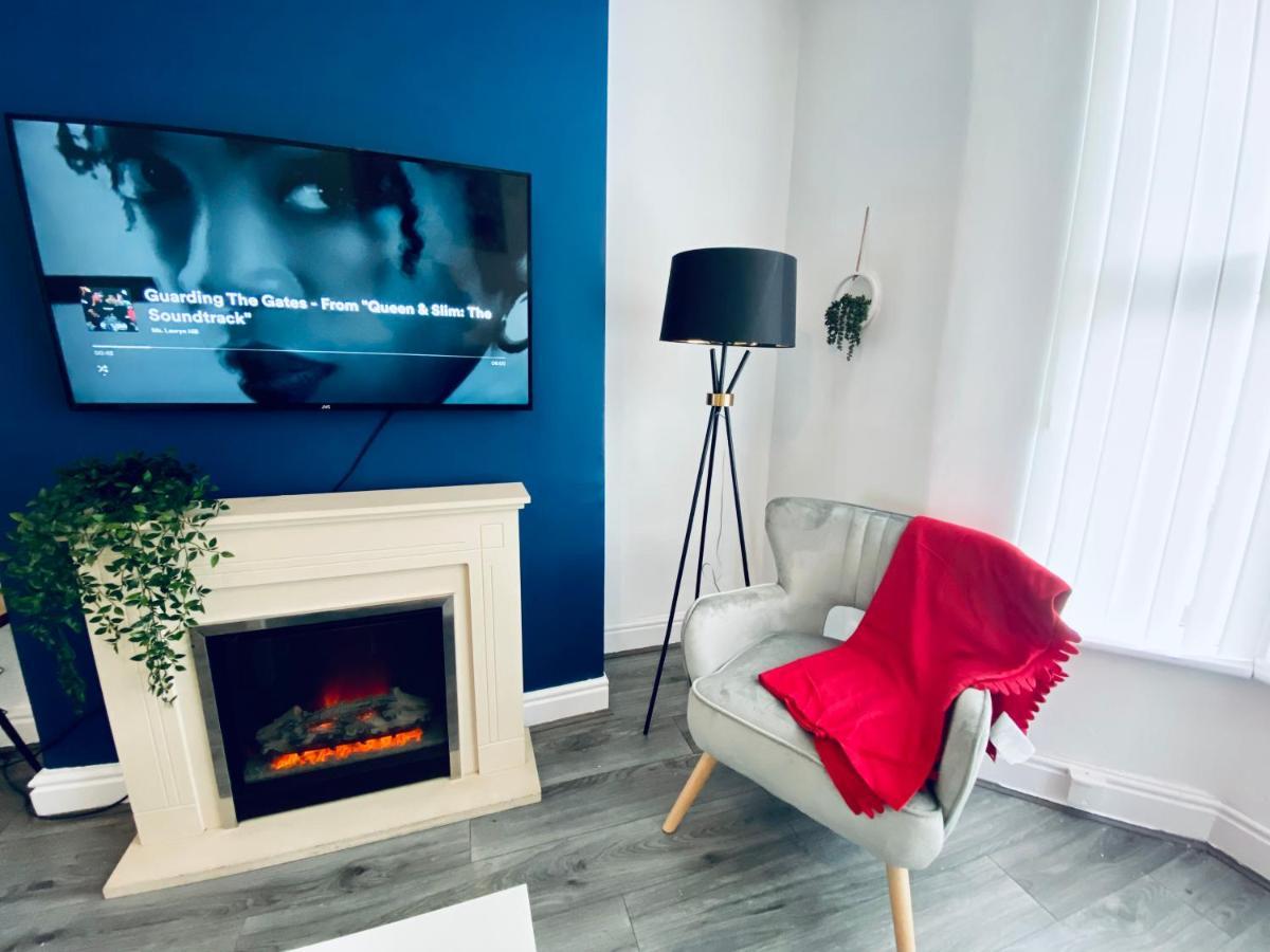 3 Bed Anfield House Close To Lfc Villa Ливърпул Екстериор снимка
